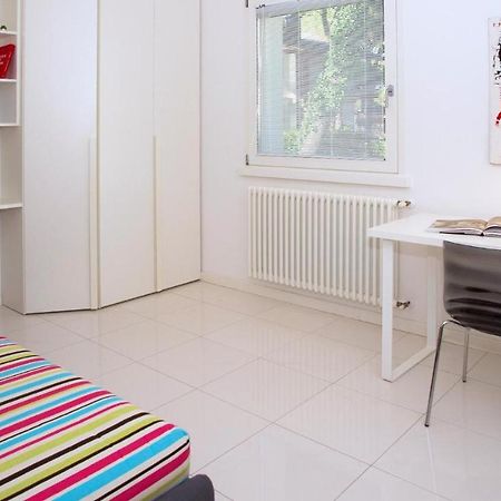 Villa Riva Beachfront Линяно Сабиадоро Екстериор снимка